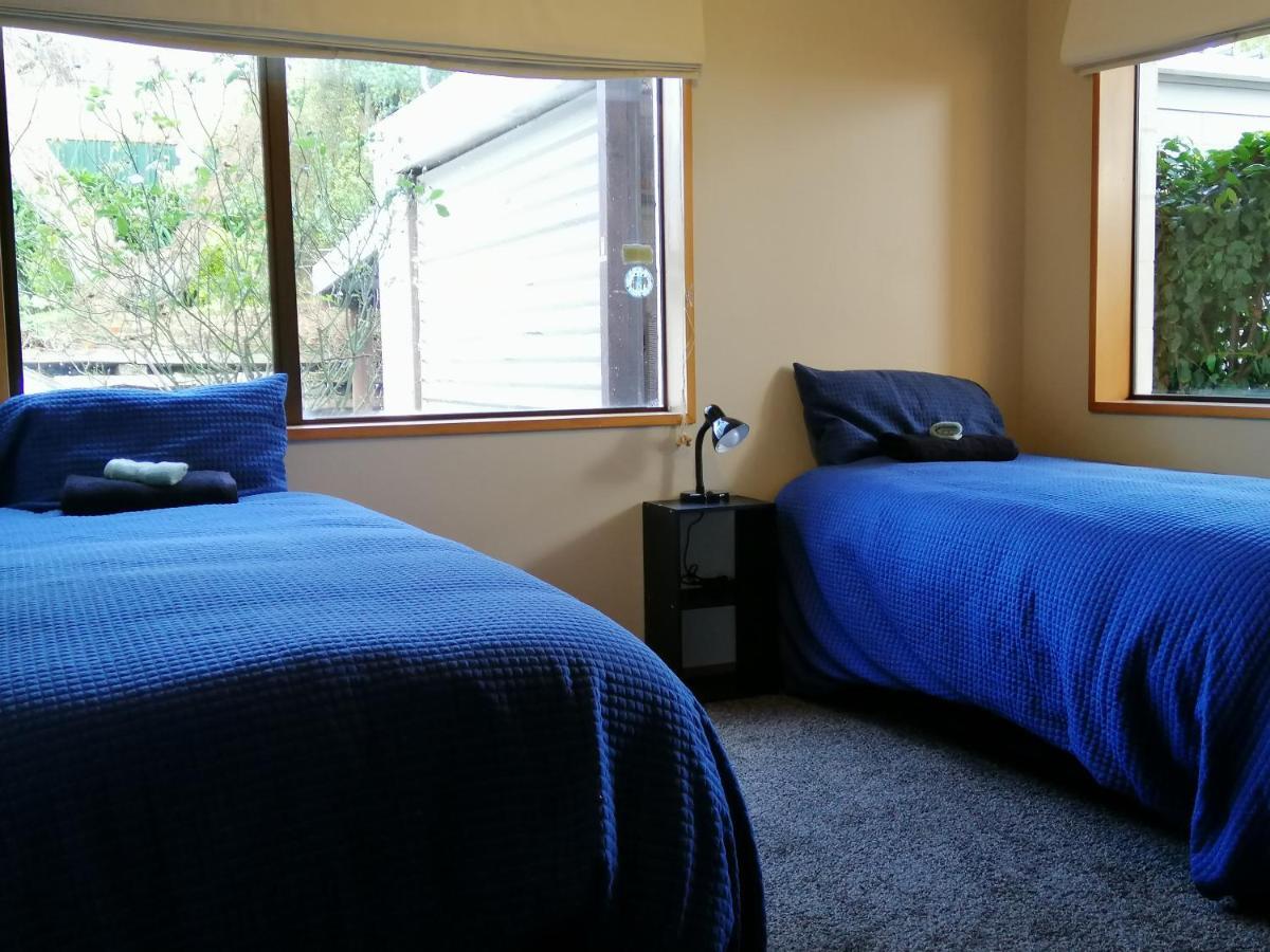 Gateway To Peninsula With Sea Views Apartment Dunedin Luaran gambar