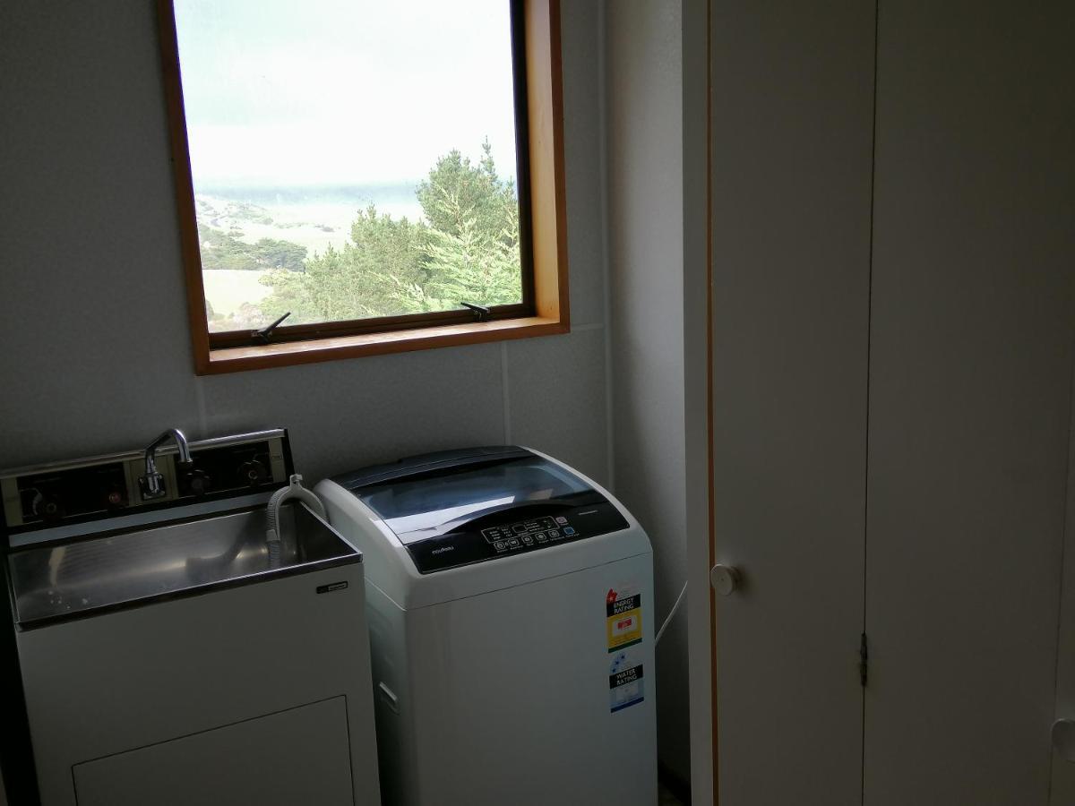 Gateway To Peninsula With Sea Views Apartment Dunedin Luaran gambar